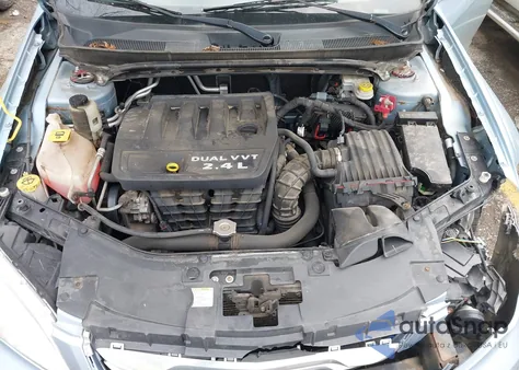 2012 Chrysler 200 Lx z USA, uszkodzony, nr VIN 1C3CCBAB3CN150454